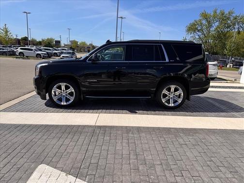 Onyx Black 2017 GMC Yukon SLT