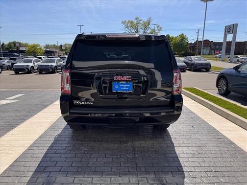 Onyx Black 2017 GMC Yukon SLT