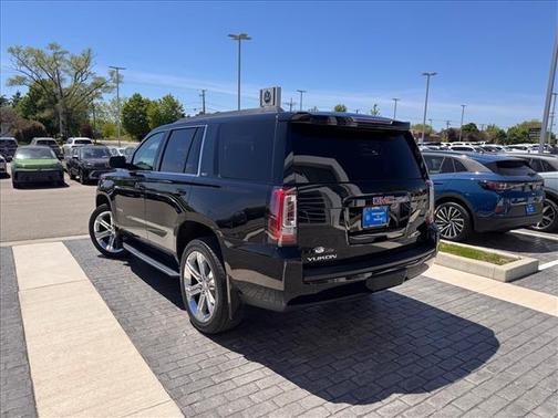 Onyx Black 2017 GMC Yukon SLT