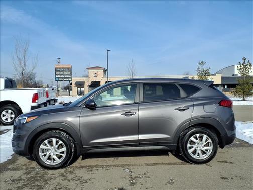 2020 Hyundai TUCSON SE