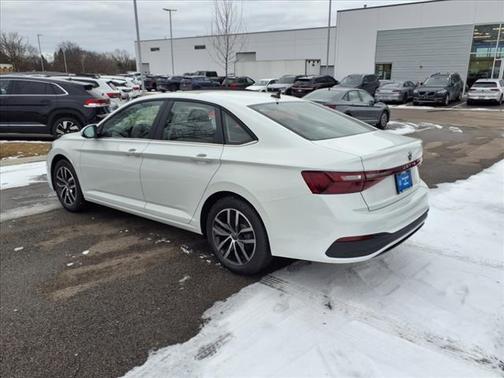 2025 Volkswagen Jetta 1.4T SE