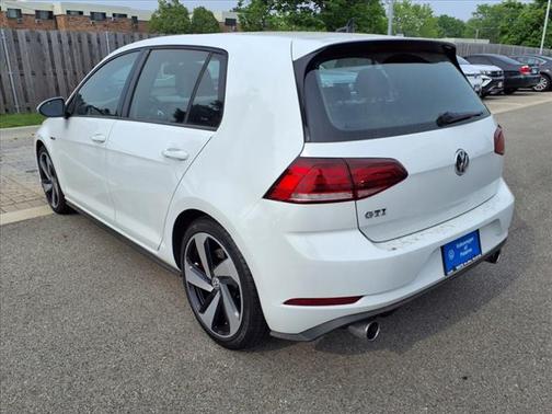 2018 Volkswagen Golf GTI 2.0T SE 4-Door