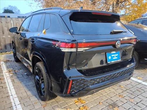 2026 Volkswagen Tiguan 2.0T SE R-Line Black 4MOTION