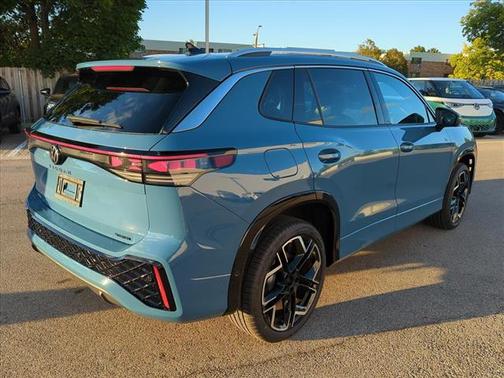 2025 Volkswagen Tiguan 2.0T SEL R-Line 4MOTION