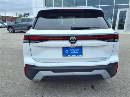 2025 Volkswagen Tiguan 2.0T SE 4MOTION