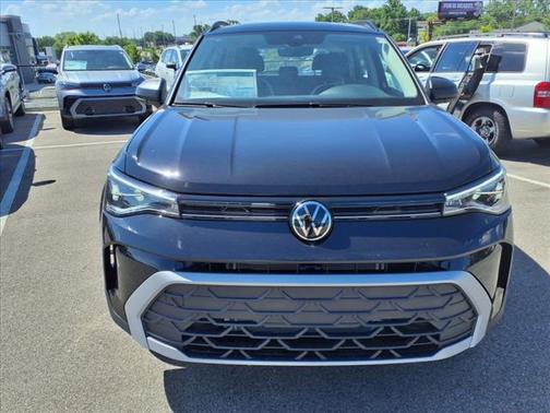 2025 Volkswagen Taos S 4MOTION