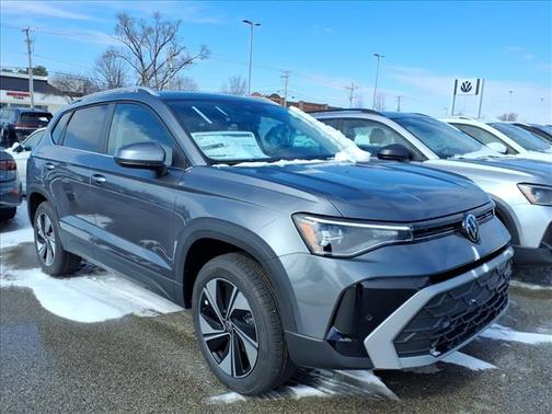 2026 Volkswagen Taos SE