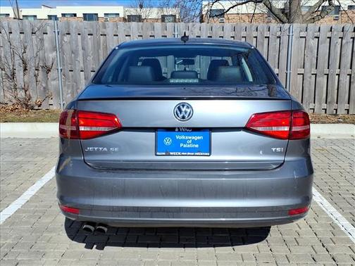 2015 Volkswagen Jetta Auto SE w/Connectivity/Navigation