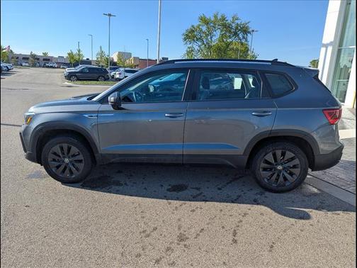 Platinum Gray Metallic 2024 Volkswagen Taos 1.5T S