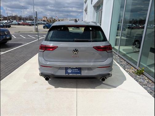2024 Volkswagen Golf GTI 2.0T S DSG