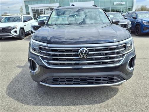 2025 Volkswagen Atlas 2.0T SE w/Technology 4MOTION