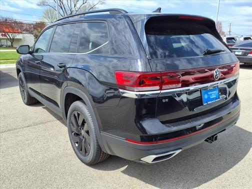 2025 Volkswagen Atlas 2.0T SE w/Technology 4MOTION