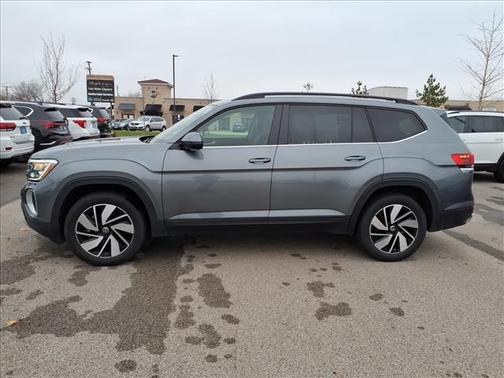 2025 Volkswagen Atlas 2.0T SE w/Technology 4MOTION