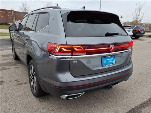 2025 Volkswagen Atlas 2.0T SE w/Technology 4MOTION