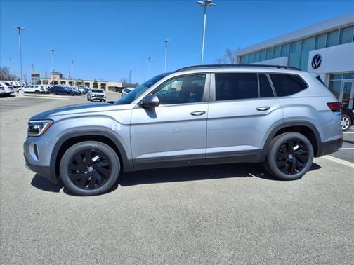 2025 Volkswagen Atlas 2.0T SE w/Technology 4MOTION
