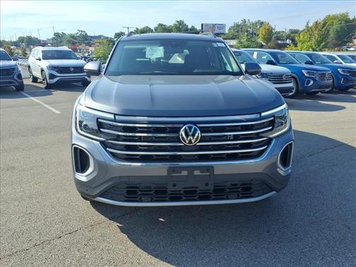 2025 Volkswagen Atlas 2.0T SE w/Technology 4MOTION