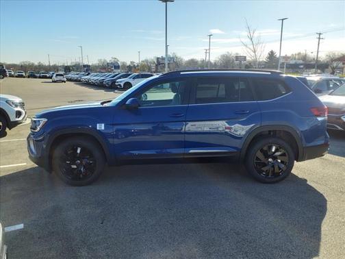 2025 Volkswagen Atlas 2.0T SE w/Technology 4MOTION
