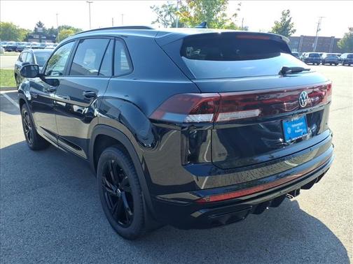 2026 Volkswagen Atlas Cross Sport 2.0T SEL
