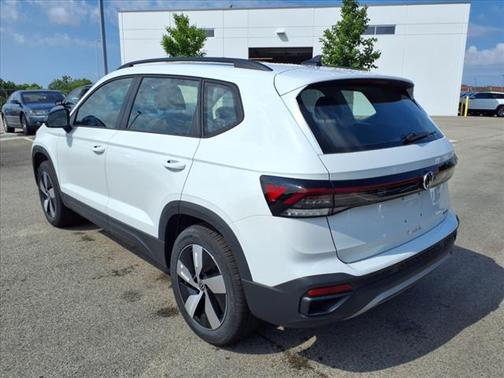 2025 Volkswagen Taos S 4MOTION