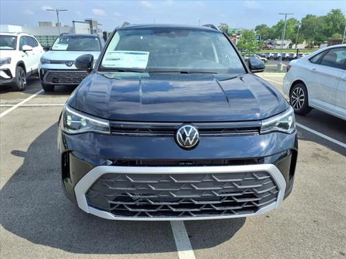 2025 Volkswagen Taos SE 4MOTION