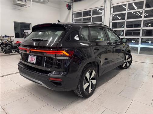 2025 Volkswagen Taos 1.5T S