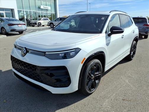 2026 Volkswagen Tiguan 2.0T SE R-Line Black 4MOTION