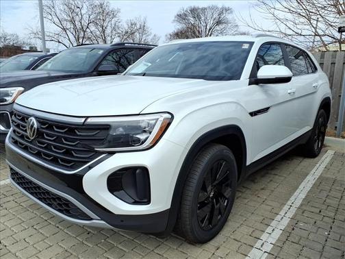 Opal White Pearl 0p0p 2026 Volkswagen Atlas Cross Sport 2.0T SE w/Technology 4MOTION