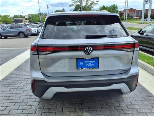 2025 Volkswagen Tiguan 2.0T SE