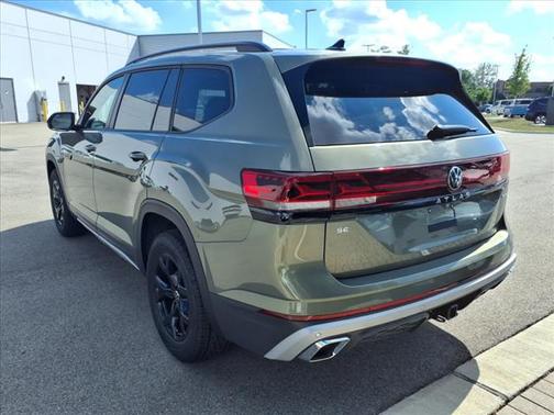 2025 Volkswagen Atlas 2.0T S