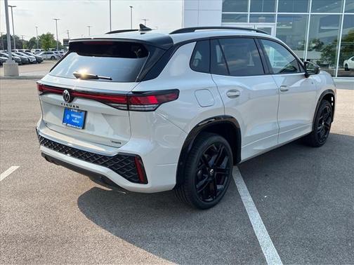 2025 Volkswagen Tiguan 2.0T SE R-Line Black 4MOTION