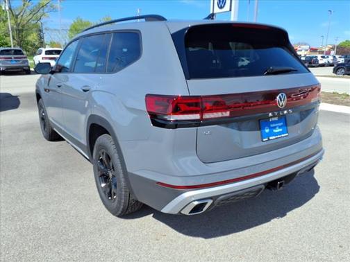 2025 Volkswagen Atlas 2.0T S