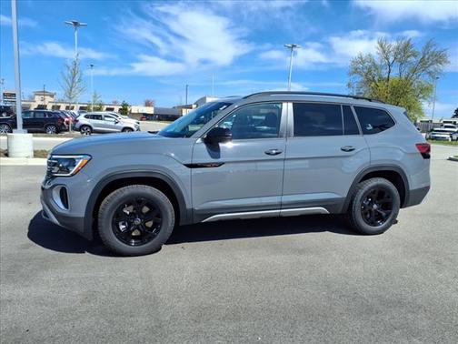 2025 Volkswagen Atlas 2.0T S