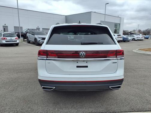 2025 Volkswagen Atlas 2.0T SE