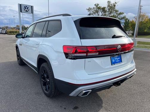 2025 Volkswagen Atlas Peak Edition 4Motion