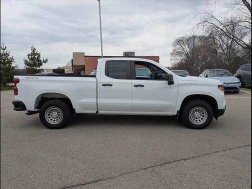 Summit White 2023 Chevrolet Silverado 1500 WT