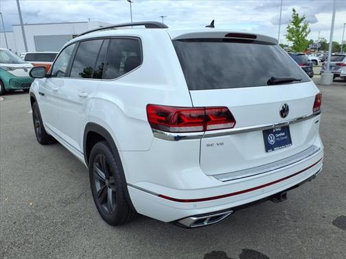 2021 Volkswagen Atlas 3.6L SE w/Technology R-Line