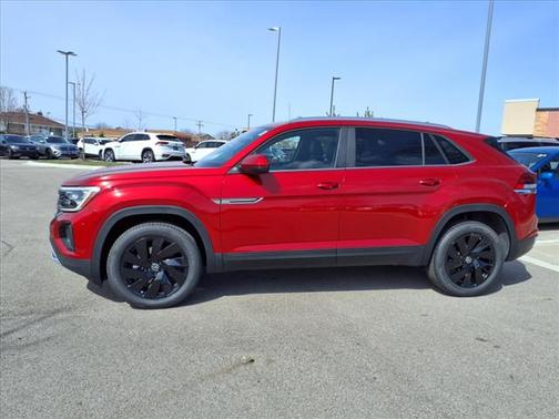 2025 Volkswagen Atlas Cross Sport 2.0T SE w/Technology 4MOTION