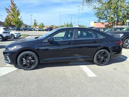 2025 Volkswagen Jetta 1.5T SE