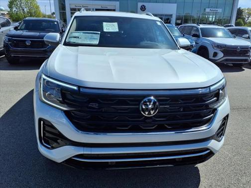 2025 Volkswagen Atlas 2.0T SEL Premium R-Line 4MOTION