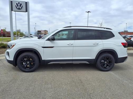 2025 Volkswagen Atlas 2.0T S