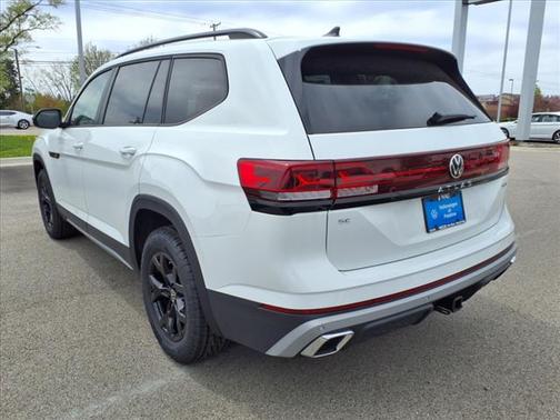 2025 Volkswagen Atlas 2.0T S
