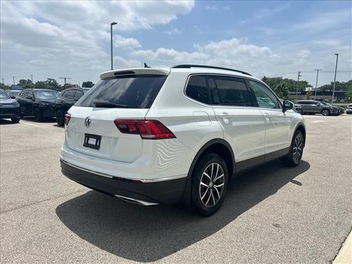 Pure White 2020 Volkswagen Tiguan 2.0T SE R-Line Black 4MOTION