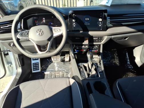 Pure White 2027 Volkswagen Jetta 1.4T S