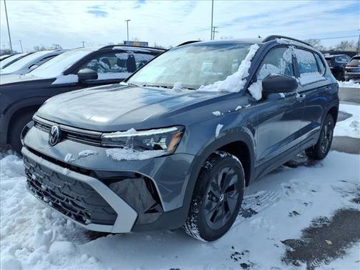 Platinum Gray Metallic 2r2r 2026 Volkswagen Taos S