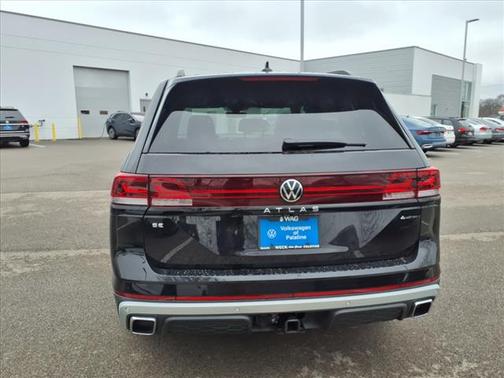 2025 Volkswagen Atlas 2.0T S