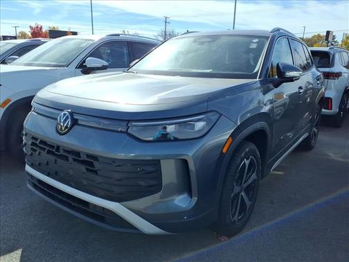 2025 Volkswagen Tiguan 2.0T SE 4MOTION