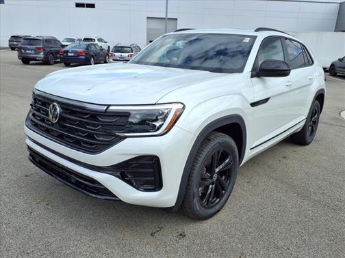 2025 Volkswagen Atlas Cross Sport 2.0T SEL