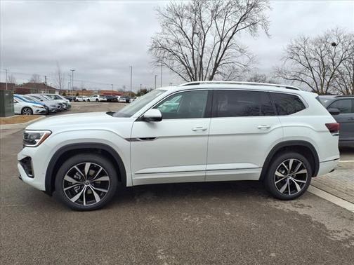 2025 Volkswagen Atlas 2.0T SEL Premium R-Line 4MOTION