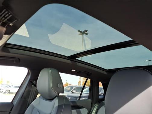 2026 Volkswagen Tiguan 2.0T SE R-Line Black 4MOTION