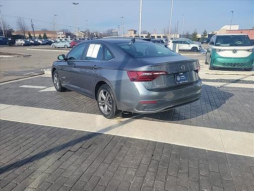 2023 Volkswagen Jetta 1.5T SE